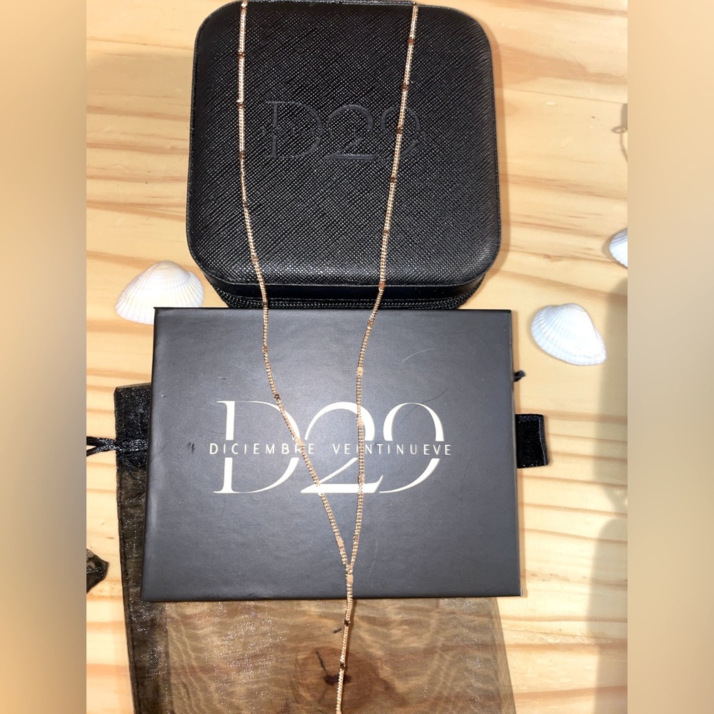 D29 Gold Layering Necklace